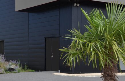 Nouveaux blocs portes de service et issues de secours avec performances